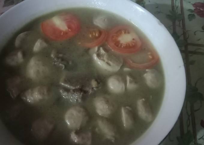 Bagaimana mengolah Bakso Kuah Iga Sapi yang Sempurna