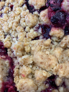 Una foto de Crumble de fresas Thermomix