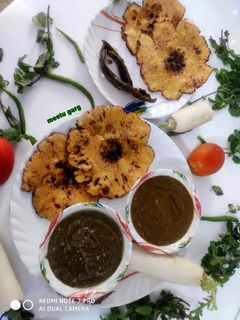 सरसों का साग दो तरह से, मक्का की रोटी (sarson ka saag 2 tarha se,makki ki roti recipe in Hindi) रेसिपी मुख्य फोटो