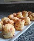 Scones de jamón y queso