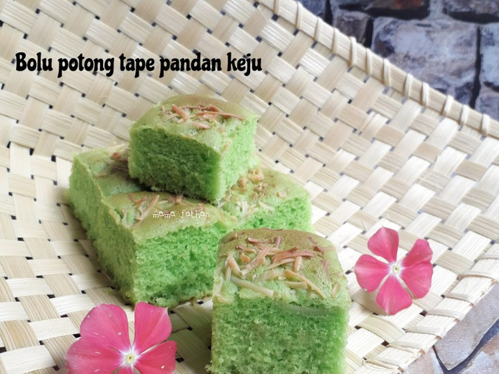 Bagaimana Membuat Bolu potong tape pandan keju Anti Gagal