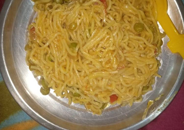 Steps to Make Any-night-of-the-week Masala maggi