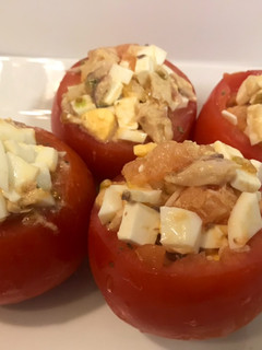 Una foto de Tomates rellenos