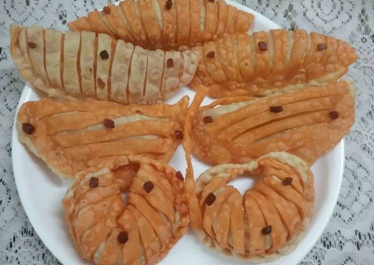 Mawa Gujiya
