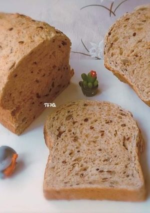 Hình của món Bánh MÌ ngũ cốc với MLBM.
