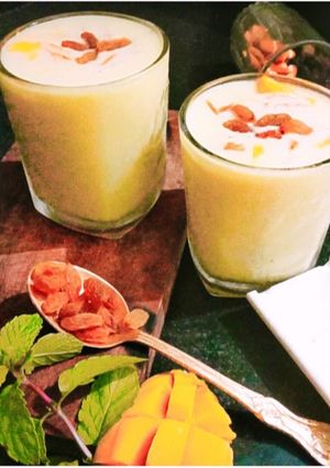ম্যাংগো মিল্ক শেক (mango milkshake recipe in Bengali) রেসিপির প্রধান ছবি