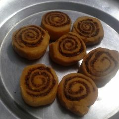 A picture of Bakarwadi- Rajasthan special snacks.