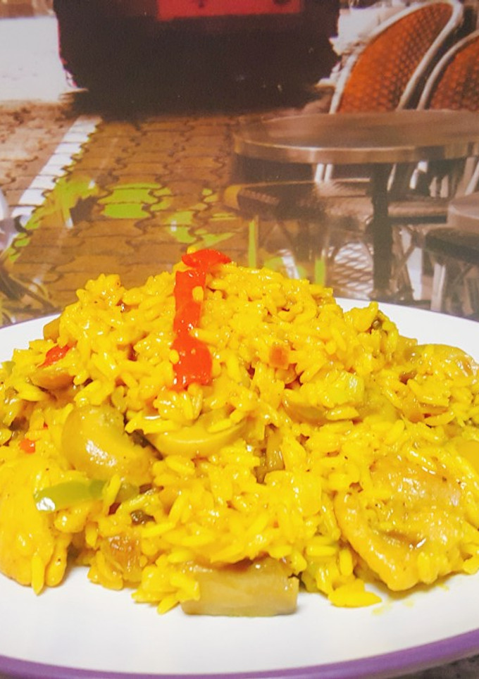 Una foto de Arroz con pollo a mi gusto