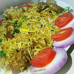 A picture of Spicy biryani.