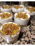Vasitos de melocotónc/crema de yoghourt