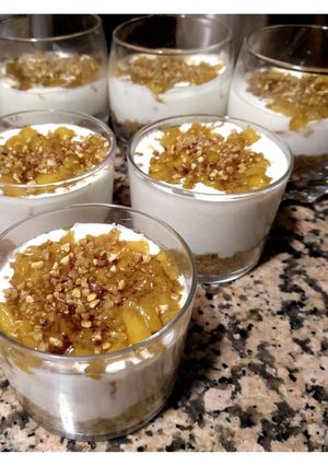 Una foto de Vasitos de melocotónc/crema de yoghourt