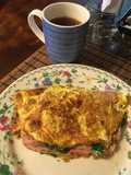 Omelette de jamón y espinacas