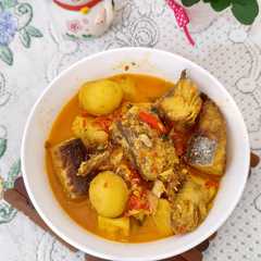 A picture of Tuna santan pedas.