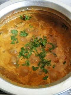 காளான் கிரேவி (Kaalaan gravy Recipe in Tamil) செய்முறை முக்கிய புகைப்படம்