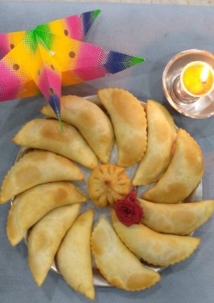 A picture of Coconut Karanji - Gujiya.
