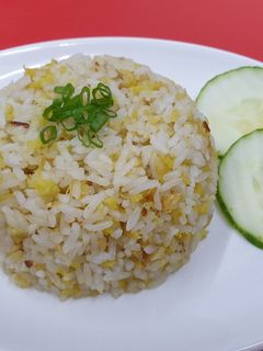A picture of Garlic Fried Rice 蒜香炒饭.