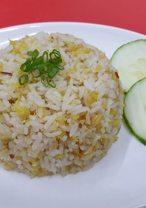 A picture of Garlic Fried Rice 蒜香炒饭.