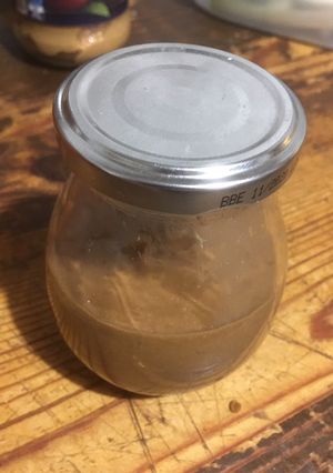 A picture of Chocolate peanut butter (čokoládové arašidové maslo).