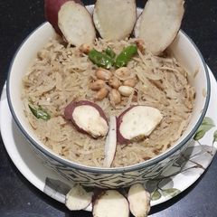 A picture of Sweet potato 'Khis' (Grated Sweet potato).