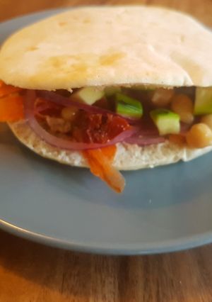 Une photo de Pita 🇱🇧