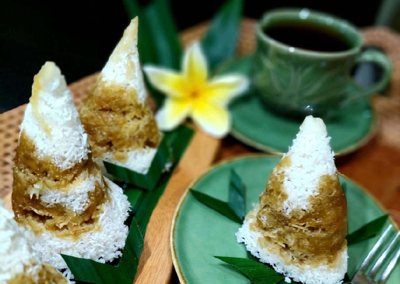 179. Kue Dongkal