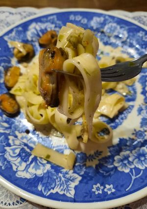 Una foto de Tagliatelle con mejillones