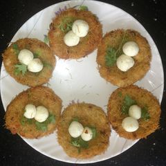A picture of Chicken bird nest cutlet.