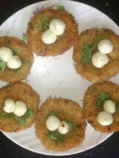 A picture of Chicken bird nest cutlet.