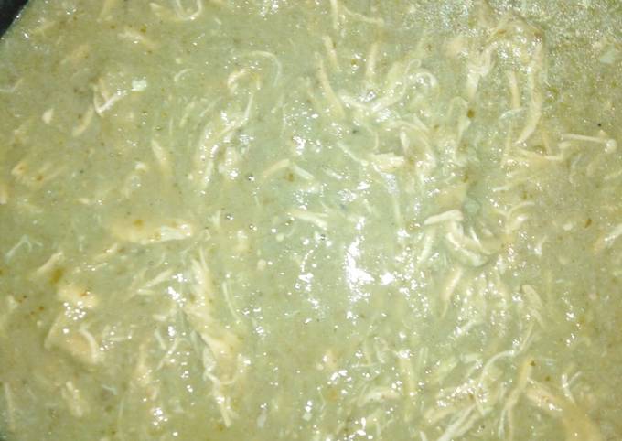 Pollo desmenuzado en Mole verde Receta de Grass - Cookpad