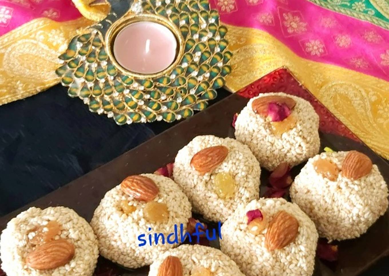 Borindas Til Ke Ladoos in Honey..Sindhi Special