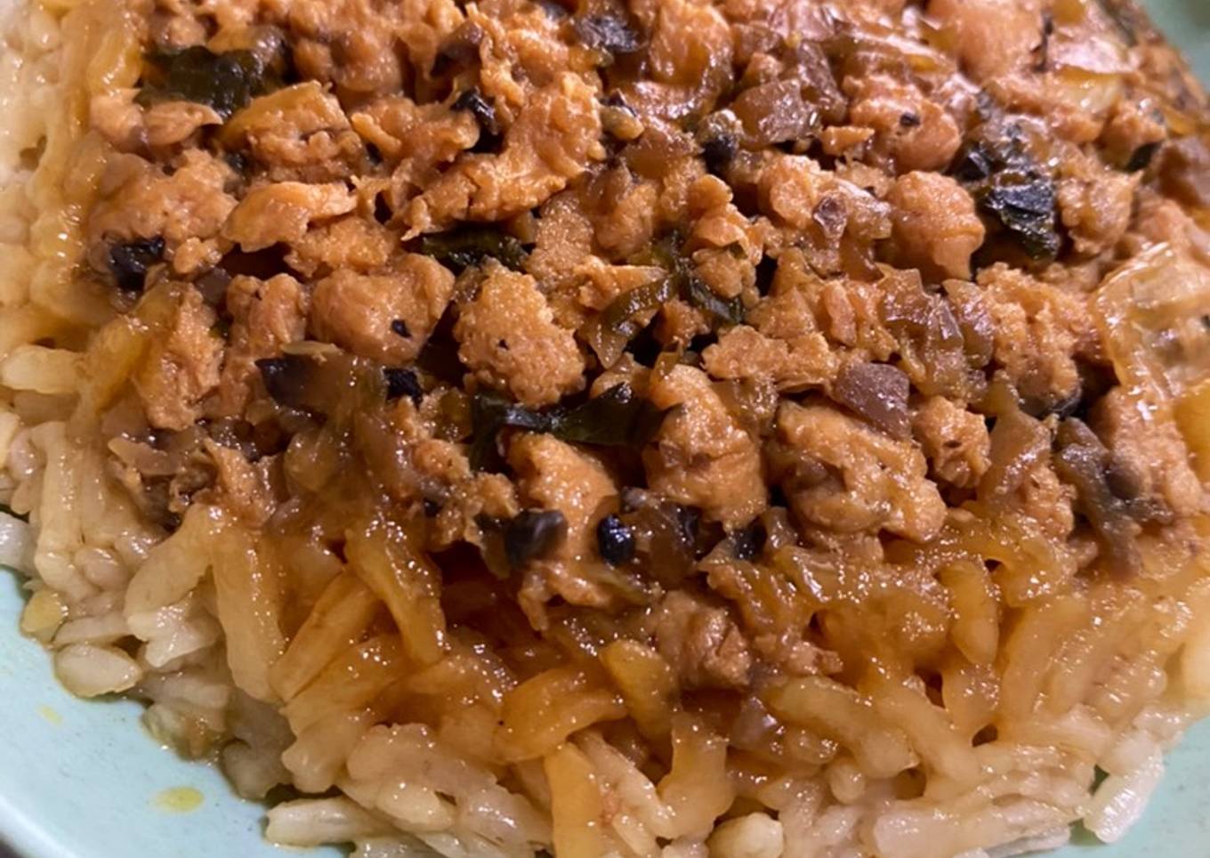 Nasi tim ayam jamur