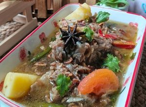Gambar Sup Daging & Tulang Ala Thai