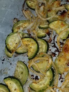 A picture of Parmesan Zucchini.
