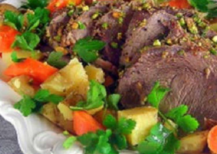 روستو مع البطاطس والجزر من لورا بازاجليا في الانستانت بوت