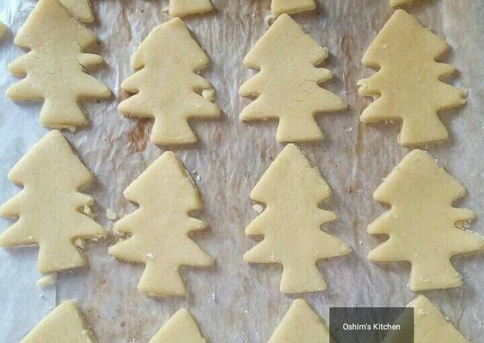 Homemade Christmas Themed Cookies