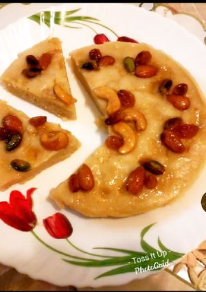 A picture of Steamed bread pudding.