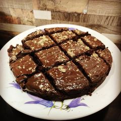 A picture of Eggless Choco Walnut Brownie.