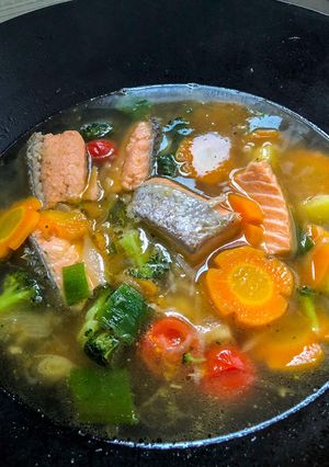 Foto resep Soup salmon sederhana