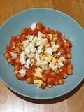 Garbanzos con Tomate, Huevo y/o Bacalao X