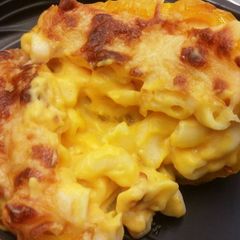 A picture of Mac & Cheese Stuffed Peppers.