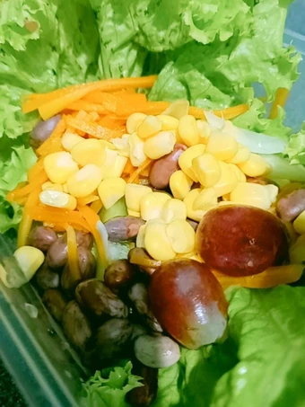 Langkah Mudah untuk Menyiapkan Resep  Salad simple yang Bisa Manjain Lidah, Sempurna