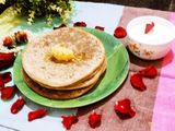 खमंग खुसखुशीत तिळगुळ पोळी. (Tilgul Poli Recipe In Marathi)