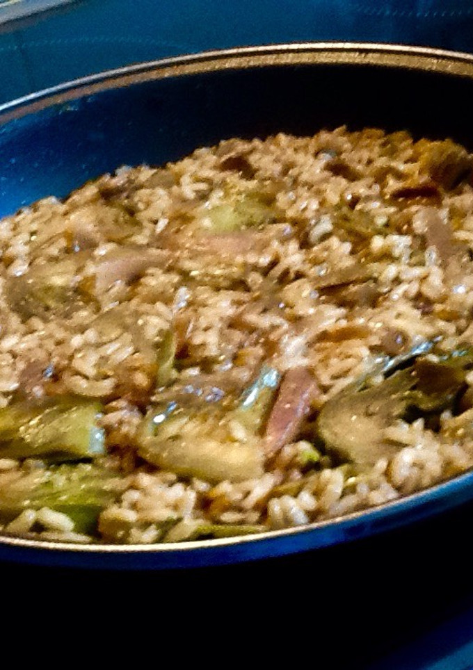 Una foto de Risotto de alcachofas y boletus