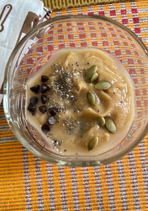 A picture of Sapodilla peanut butter smoothie.