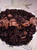 Riso nero melanzane e funghi