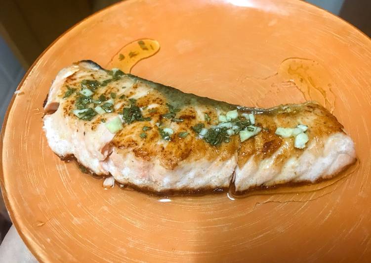 Salmón a la plancha