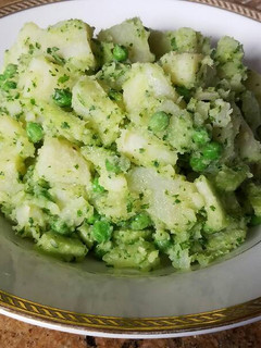 A picture of Potato salad.