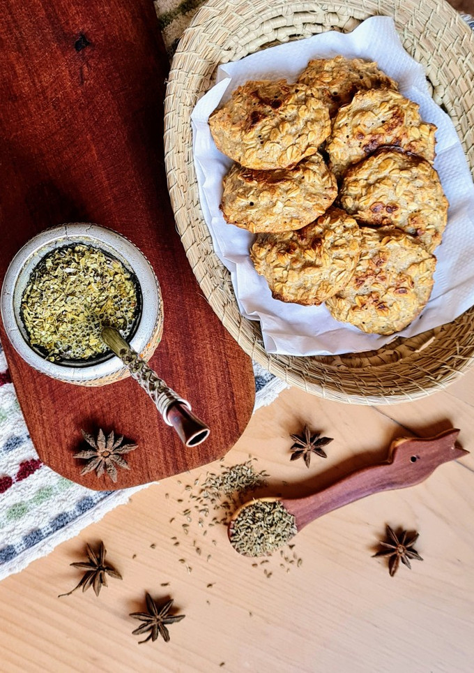 Una foto de Mate amargo con anís 🇦🇷 🧉Cocina viajera 🧉 Cocina la Patria 🇦🇷