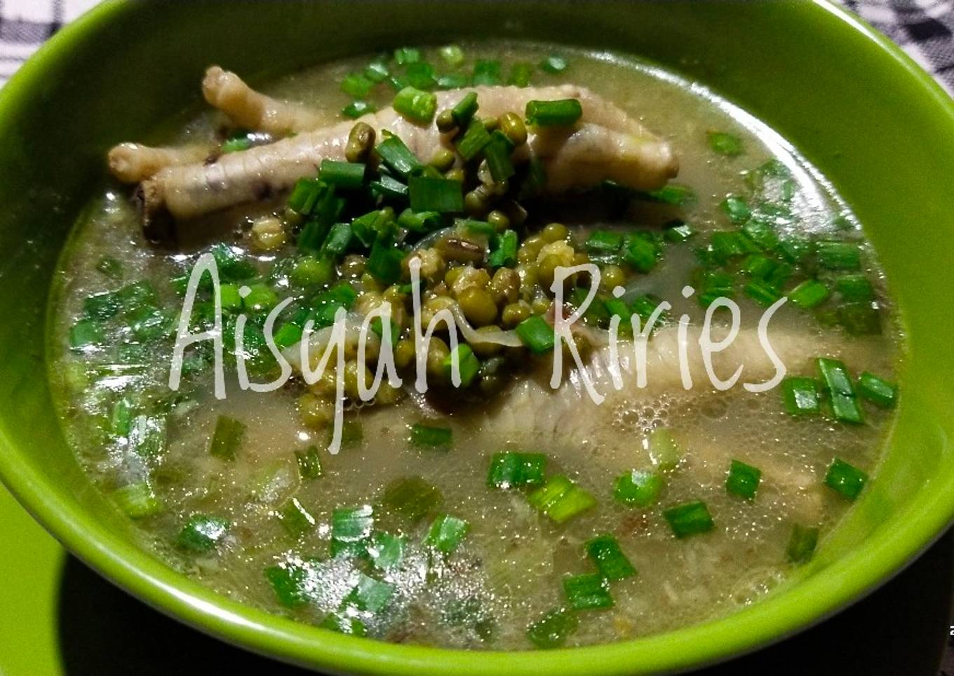 Kaldu Kacang Hijau Ceker Ayam