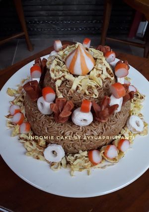 Foto resep Mie Goreng Cake / indomie cake
